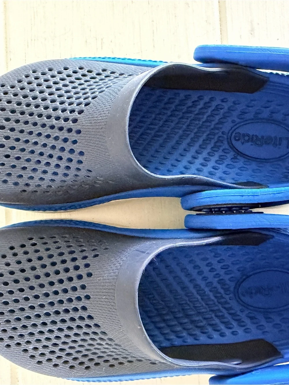 CROCS sale kids